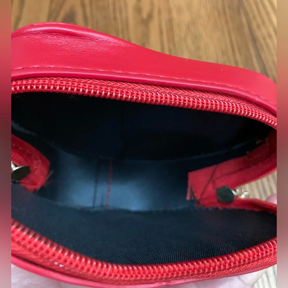N/A quilted red